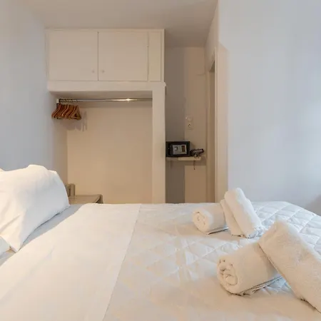 Anchor Yalos - Double Bed 4